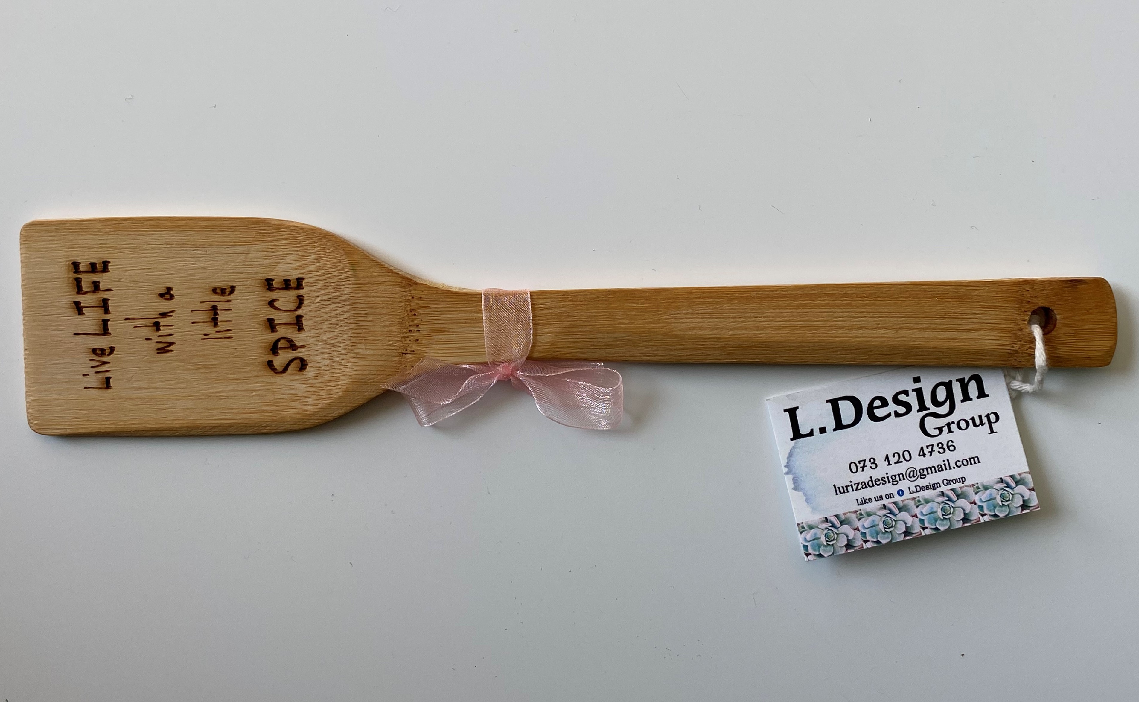 wooden-spatula-wording--live-life-spice